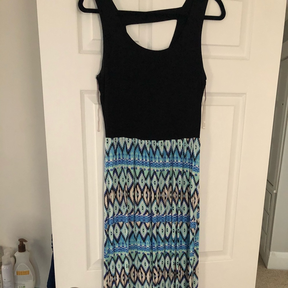 Gilli maxi dress